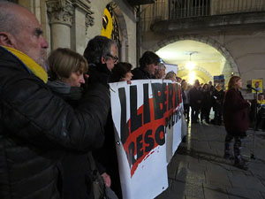 Concentraci&oacute; a la pla&ccedil;a del Vi per la independ&egrave;ncia i la llibertat dels presos pol&iacute;tics
