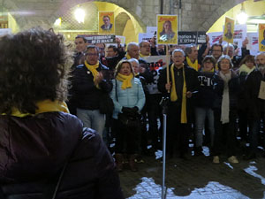 Concentraci&oacute; a la pla&ccedil;a del Vi per la independ&egrave;ncia i la llibertat dels presos pol&iacute;tics