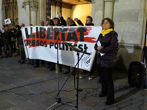 Concentraci&oacute; a la pla&ccedil;a del Vi per la independ&egrave;ncia i la llibertat dels presos pol&iacute;tics