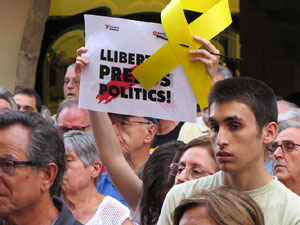 Concentraci&oacute; a la pla&ccedil;a del Vi per la llibertat dels presos pol&iacute;tics