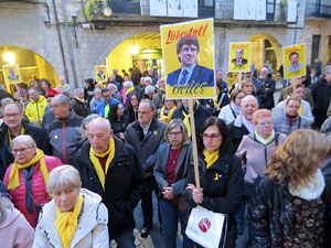Concentraci&oacute; a la pla&ccedil;a del Vi per la independ&egrave;ncia i la llibertat dels presos pol&iacute;tics