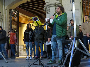 Concentraci&oacute; a la pla&ccedil;a del Vi per la independ&egrave;ncia i la llibertat dels presos pol&iacute;tics