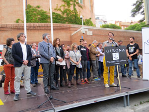 Concentraci&oacute; contra el 155 davant la subdelegaci&oacute; dels govern espanyol a la Gran Via de Jaume I