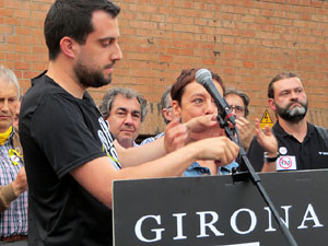 Concentraci&oacute; contra el 155 davant la subdelegaci&oacute; dels govern espanyol a la Gran Via de Jaume I