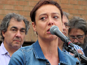 Concentraci&oacute; contra el 155 davant la subdelegaci&oacute; dels govern espanyol a la Gran Via de Jaume I
