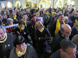 Concentraci&oacute; a la pla&ccedil;a del Vi per la independ&egrave;ncia i la llibertat dels presos pol&iacute;tics