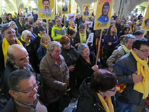 Concentraci&oacute; a la pla&ccedil;a del Vi per la independ&egrave;ncia i la llibertat dels presos pol&iacute;tics