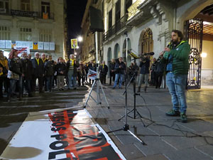 Concentraci&oacute; a la pla&ccedil;a del Vi per la independ&egrave;ncia i la llibertat dels presos pol&iacute;tics
