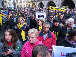 Concentraci&oacute; a la pla&ccedil;a del Vi per la independ&egrave;ncia i la llibertat dels presos pol&iacute;tics