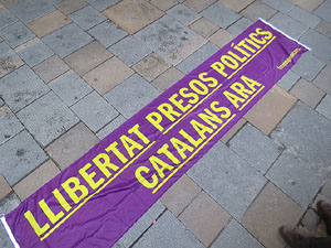 Concentraci&oacute; a la pla&ccedil;a del Vi per la independ&egrave;ncia i la llibertat dels presos pol&iacute;tics