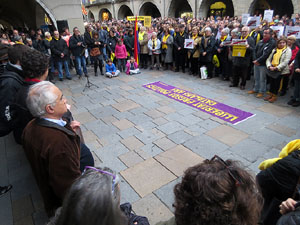 Concentraci&oacute; a la pla&ccedil;a del Vi per la independ&egrave;ncia i la llibertat dels presos pol&iacute;tics