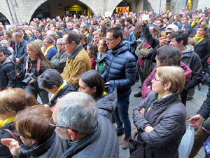 Concentraci&oacute; a la pla&ccedil;a del Vi per la independ&egrave;ncia i la llibertat dels presos pol&iacute;tics