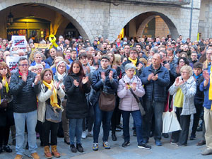 Concentraci&oacute; a la pla&ccedil;a del Vi per la independ&egrave;ncia i la llibertat dels presos pol&iacute;tics