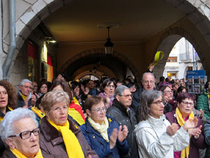 Concentraci&oacute; a la pla&ccedil;a del Vi per la independ&egrave;ncia i la llibertat dels presos pol&iacute;tics