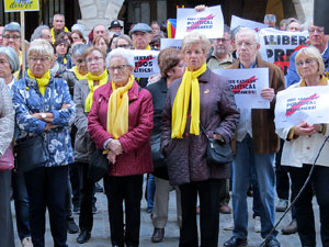 Concentraci&oacute; a la pla&ccedil;a del Vi per la independ&egrave;ncia i la llibertat dels presos pol&iacute;tics