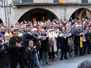 Concentraci&oacute; a la pla&ccedil;a del Vi per la independ&egrave;ncia i la llibertat dels presos pol&iacute;tics