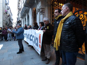 Concentraci&oacute; a la pla&ccedil;a del Vi per la independ&egrave;ncia i la llibertat dels presos pol&iacute;tics