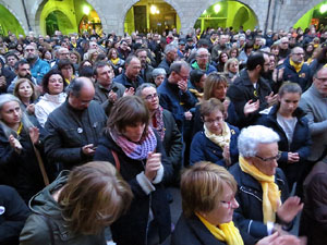Concentraci&oacute; a la pla&ccedil;a del Vi per la independ&egrave;ncia i la llibertat dels presos pol&iacute;tics