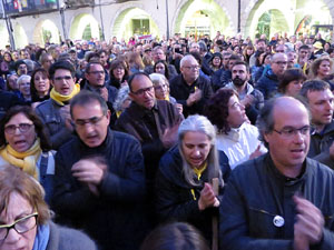 Concentraci&oacute; a la pla&ccedil;a del Vi per la independ&egrave;ncia i la llibertat dels presos pol&iacute;tics