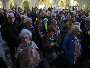Concentraci&oacute; a la pla&ccedil;a del Vi per la independ&egrave;ncia i la llibertat dels presos pol&iacute;tics
