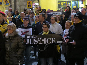 Concentraci&oacute; a la pla&ccedil;a del Vi per la independ&egrave;ncia i la llibertat dels presos pol&iacute;tics