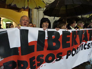 Concentraci&oacute; a la pla&ccedil;a del Vi per la independ&egrave;ncia i la llibertat dels presos pol&iacute;tics