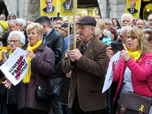 Concentraci&oacute; a la pla&ccedil;a del Vi per la independ&egrave;ncia i la llibertat dels presos pol&iacute;tics