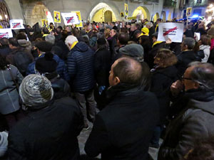 Concentraci&oacute; a la pla&ccedil;a del Vi per la independ&egrave;ncia i la llibertat dels presos pol&iacute;tics