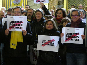 Concentraci&oacute; a la pla&ccedil;a del Vi per la independ&egrave;ncia i la llibertat dels presos pol&iacute;tics