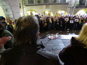 Concentraci&oacute; a la pla&ccedil;a del Vi per la independ&egrave;ncia i la llibertat dels presos pol&iacute;tics