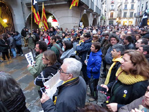 Concentraci&oacute; de suport als CDR's i rebuig per les detencions a la pla&ccedil;a del Vi