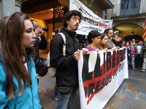 Concentraci&oacute; de suport als CDR's i rebuig per les detencions a la pla&ccedil;a del Vi