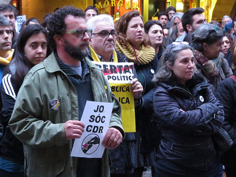 Concentraci&oacute; de suport als CDR's i rebuig per les detencions a la pla&ccedil;a del Vi