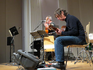 Concert a l'Auditori Josep Viader a c&agrave;rrec de Pascal Comelade, Pere Figueres, Roger Cosme Esteve, Gerard Meloux i Simon de C&eacute;ret