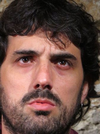 Ignasi Sabater Poch, alcalde de Verges, durant la manifestaci&oacute; del vespre