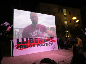 Manifestaci&oacute; contra el judici al proc&eacute;s. Concentraci&oacute; a la pla&ccedil;a de l'U d'octubre de 2017 i manifestaci&oacute; fins els Jutjats de Girona