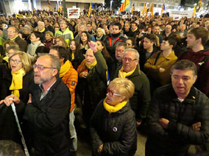 Manifestaci&oacute; contra el judici al proc&eacute;s. Concentraci&oacute; a la pla&ccedil;a de l'U d'octubre de 2017 i manifestaci&oacute; fins els Jutjats de Girona