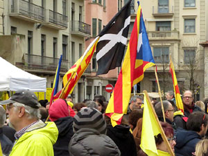 Marxa Groga pels Drets Civils i Nacionals. Concentraci&oacute; a la pla&ccedil;a de l'U d'octubre de 2017