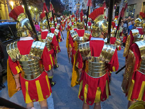 Setmana Santa 2019 a Girona. Sortida dels Manaies per lliurar el Pen&oacute;