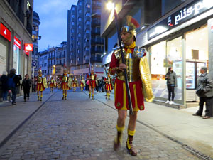 Setmana Santa 2019 a Girona. Sortida dels Manaies per lliurar el Pen&oacute;