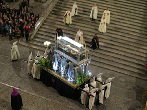 Setmana Santa 2019 a Girona. Divendres Sant. La process&oacute; del Sant Enterrament
