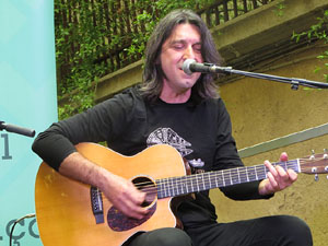 Festival Strenes 2019. Concert de Toni Beiro a les escales de Sant Dom&egrave;nec