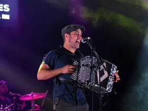 Festival Strenes 2019. Concert de Joan Garriga a la pla&ccedil;a Catalunya