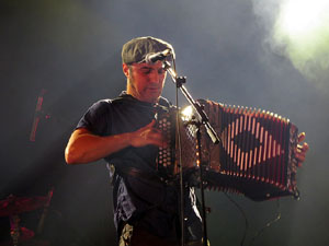 Festival Strenes 2019. Concert de Joan Garriga a la pla&ccedil;a Catalunya