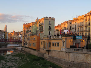Festival Strenes 2019. Concert inaugural al terrat del punt d'Informaci&oacute; de la Rambla, a c&agrave;rrec d'Oques Grasses