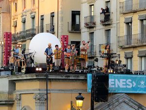 Festival Strenes 2019. Concert inaugural al terrat del punt d'Informaci&oacute; de la Rambla, a c&agrave;rrec d'Oques Grasses