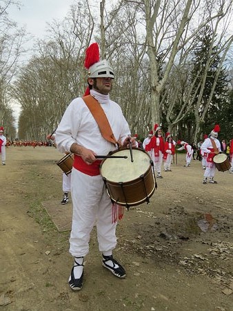 Salvador Garcia-Arb&oacute;s d'Estaferm de Besal&uacute;, durant les commemoracions del 75&egrave; aniversari dels Manaies de Girona