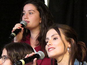 Festival A Cappella 2019. Actuaci&oacute; de Cr&ocirc;matics a la pla&ccedil;a de la Independ&egrave;ncia