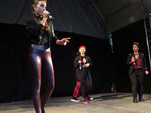 Festival A Cappella 2019. Actuaci&oacute; de Beat Poetry Club a la pla&ccedil;a de la Independ&egrave;ncia