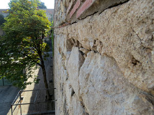 Itinerari de les muralles de Girona. El baluard de la Merc&egrave;